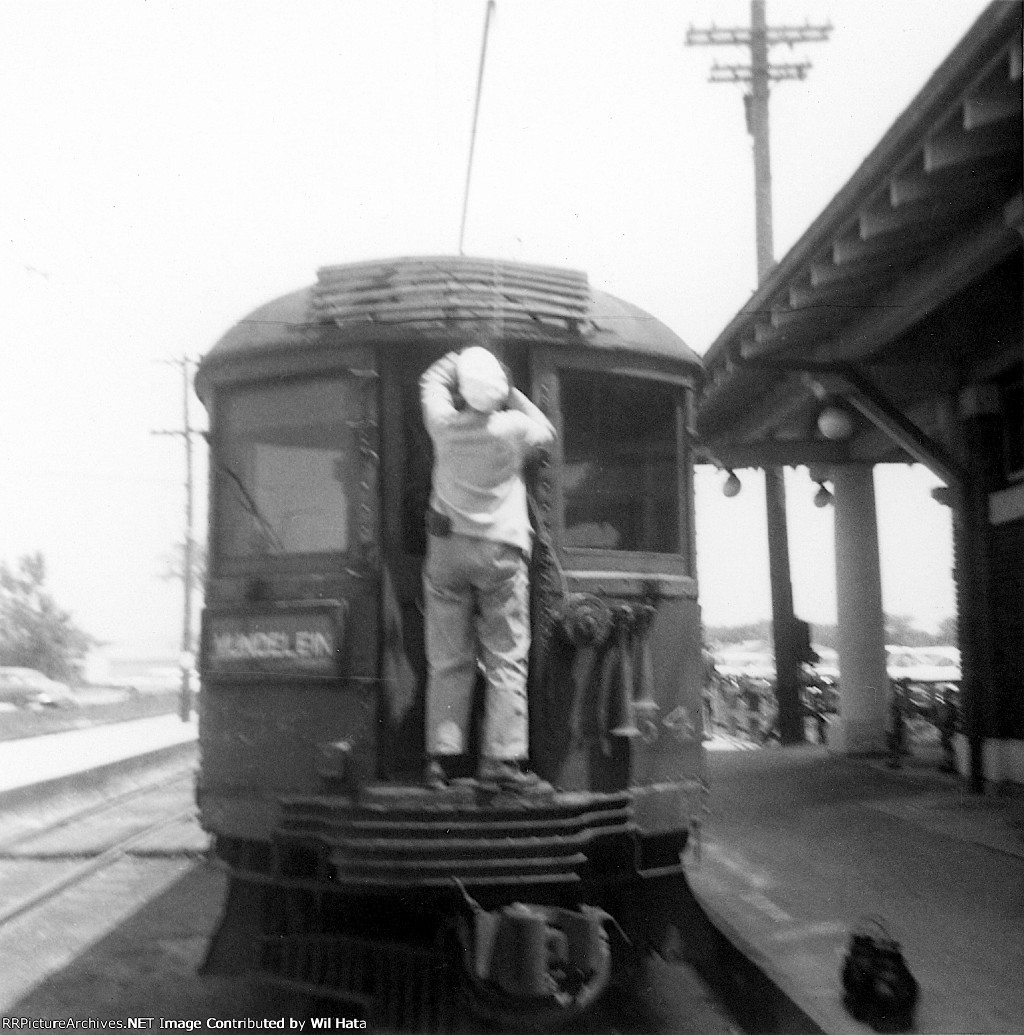 Putting Up The Pole